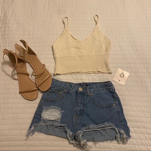 Cute Top - Picture 1 of 8